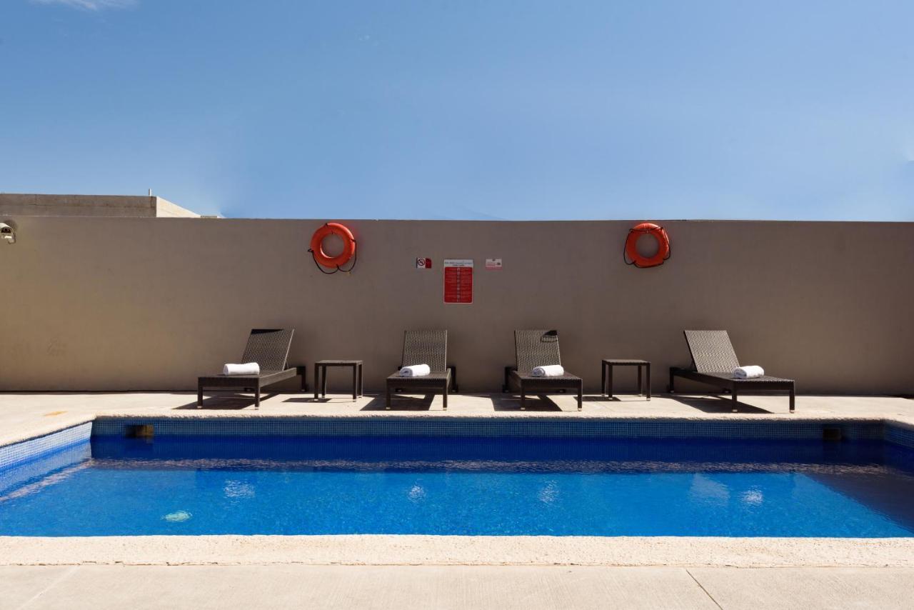 Extended Suites Coatzacoalcos Forum Exterior photo